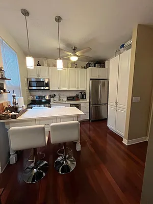 Rented by Tyler Vincent Real Estate Inc | media 18