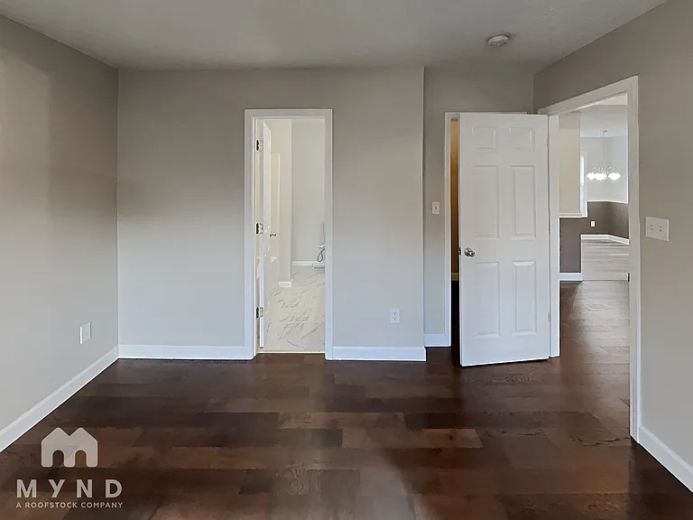 608 Helms Dr — Photo 7