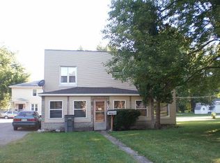 206 E Broad Ave, Nappanee, IN 46550