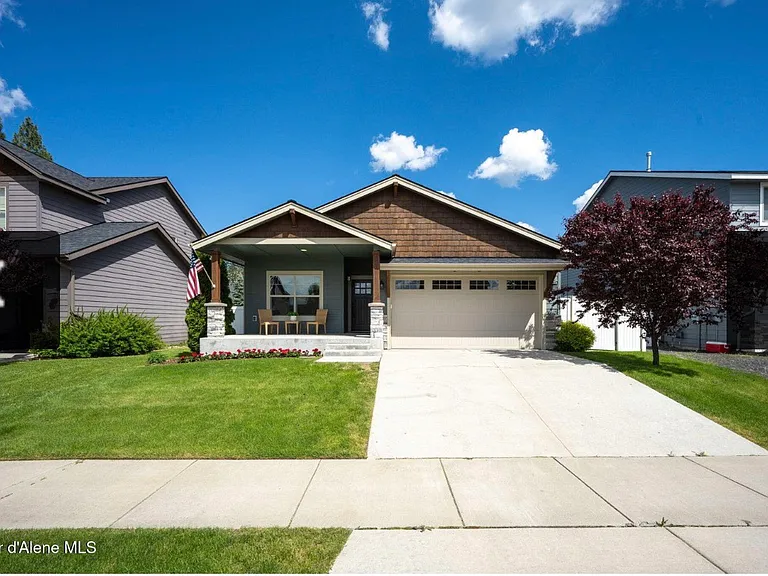 6644 N Idlewood Dr — Photo 1