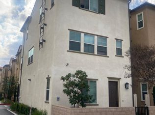 11256 Stranwood Ave, Mission Hills, CA 91345