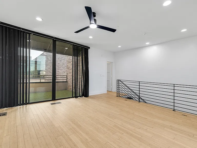 3200 Thomas Ave — Photo 31