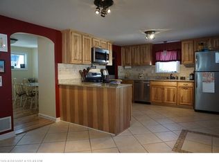 105 Randall Rd, Lewiston, ME 04240