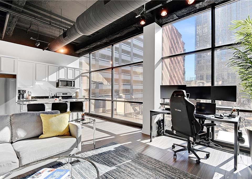 1st image of 1101 Walnut St Unit 204