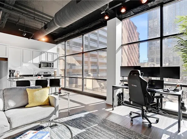 1101 Walnut St Unit 204, Kansas City, MO 64106