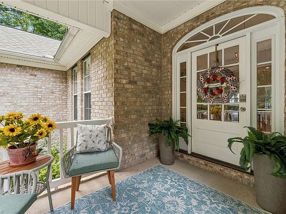 3rd image of 5823 Big Oak Way