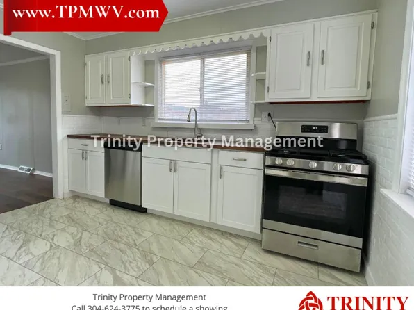 2010 1/2 Hamill Ave, Clarksburg, WV 26301