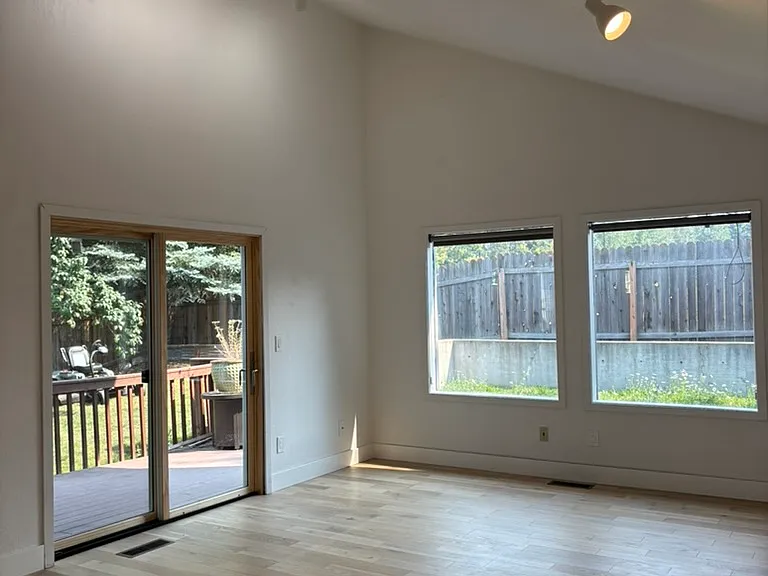 328 Fairway Dr — Photo 27
