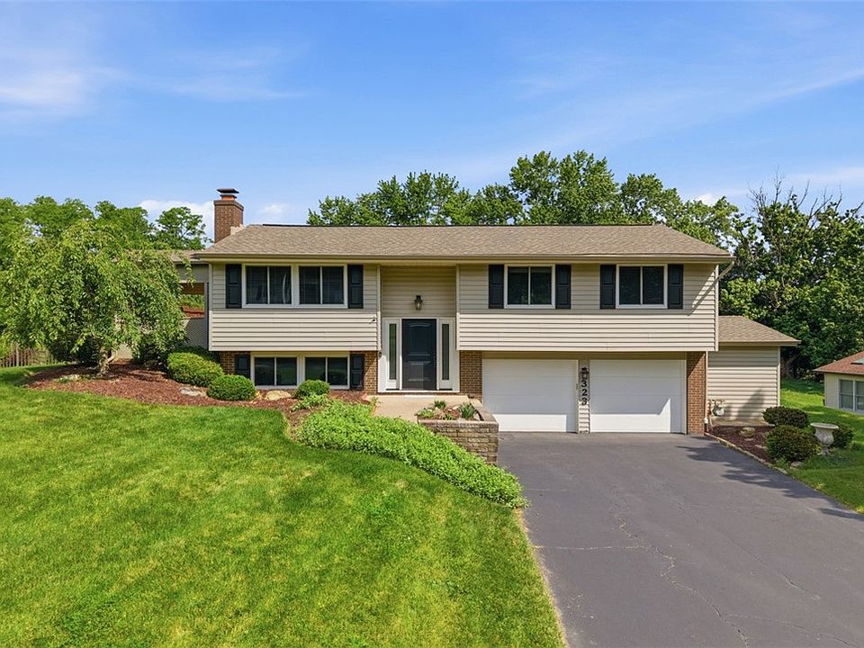 1st image of 323 Alamo Dr