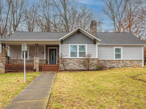 1305 E Maxwell Ln, Bloomington, IN 47401