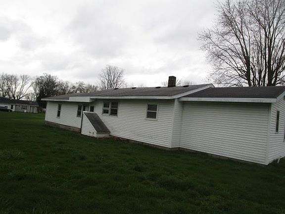 4th image of 1204 Shelby Ave