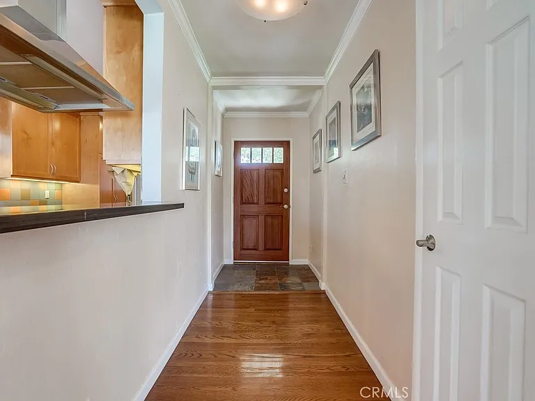 15516 Chadron Ave — Photo 4