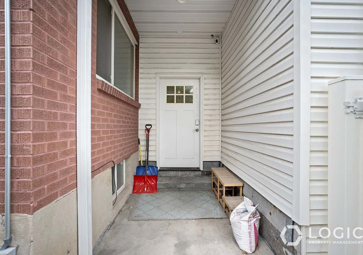 2 Bed / 2.5 Bath Multiplex Home for Rent in Salt Lake City, UT — Photo 3