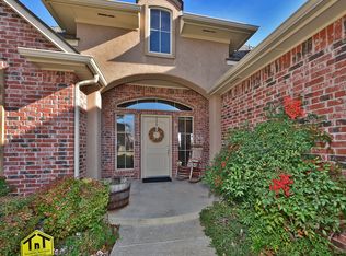 16316 Old Elm Ln, Edmond, OK 73013