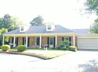 1321 N 11th Ave, Laurel, MS 39440