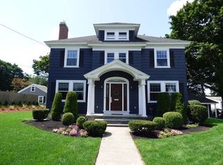 72 Raven Rd, Lowell, MA 01852