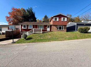 1465 Barry St, Fairmont, WV