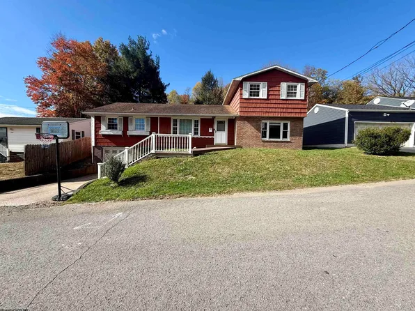 1465 Barry St, Fairmont, WV 26554