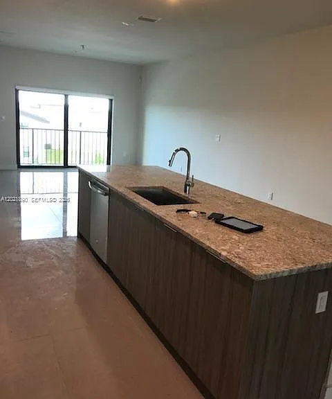 7805 NW 104th Ave #31 — Photo 2