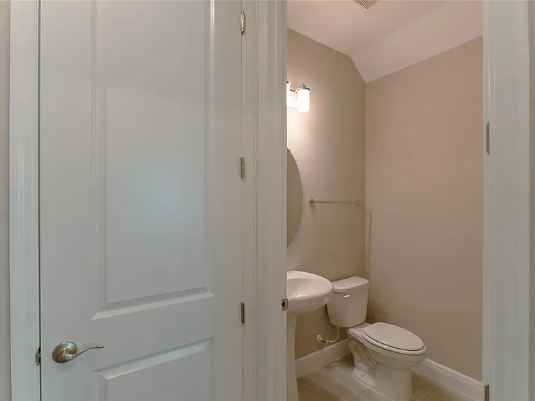 4991 Railroad Vine Aly — Photo 8