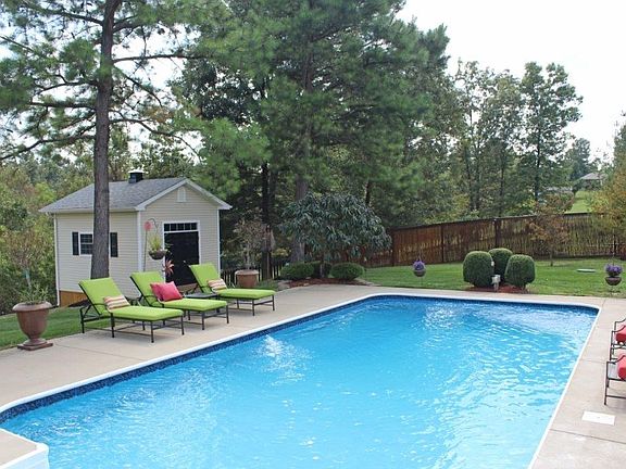 5th image of 168 Shacklette Ct
