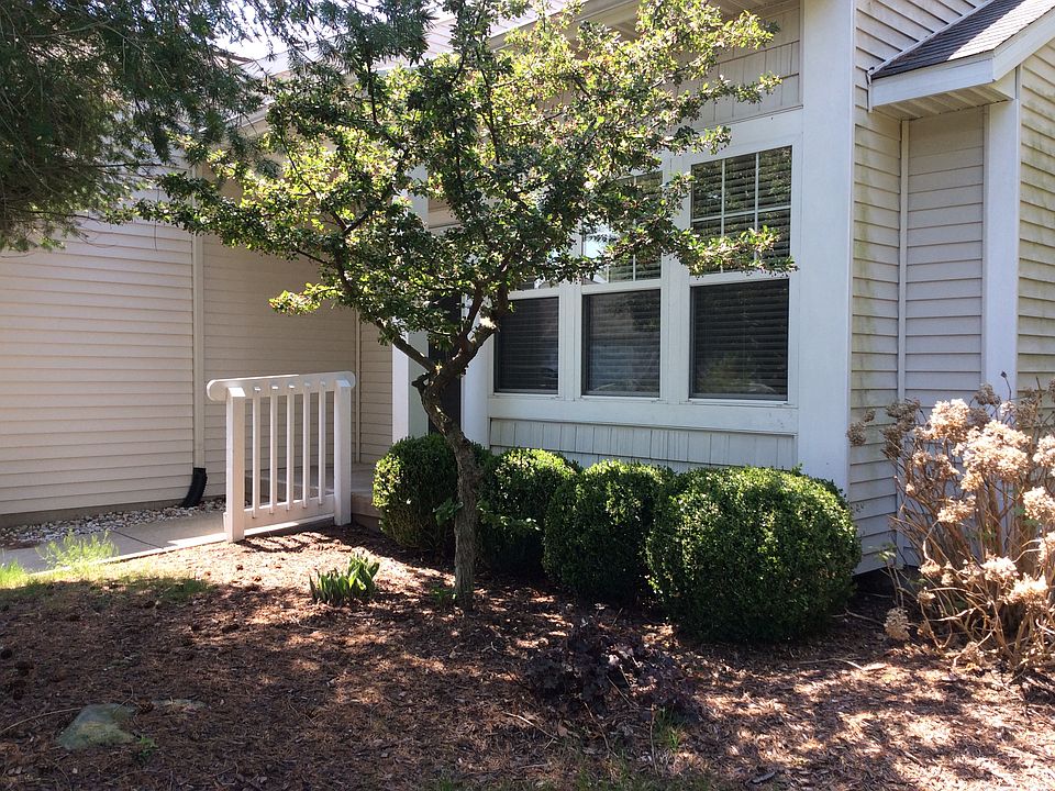 1st image of 6857 Windwater Ct
