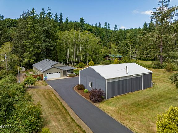 2nd image of 5993 Salmon River Hwy