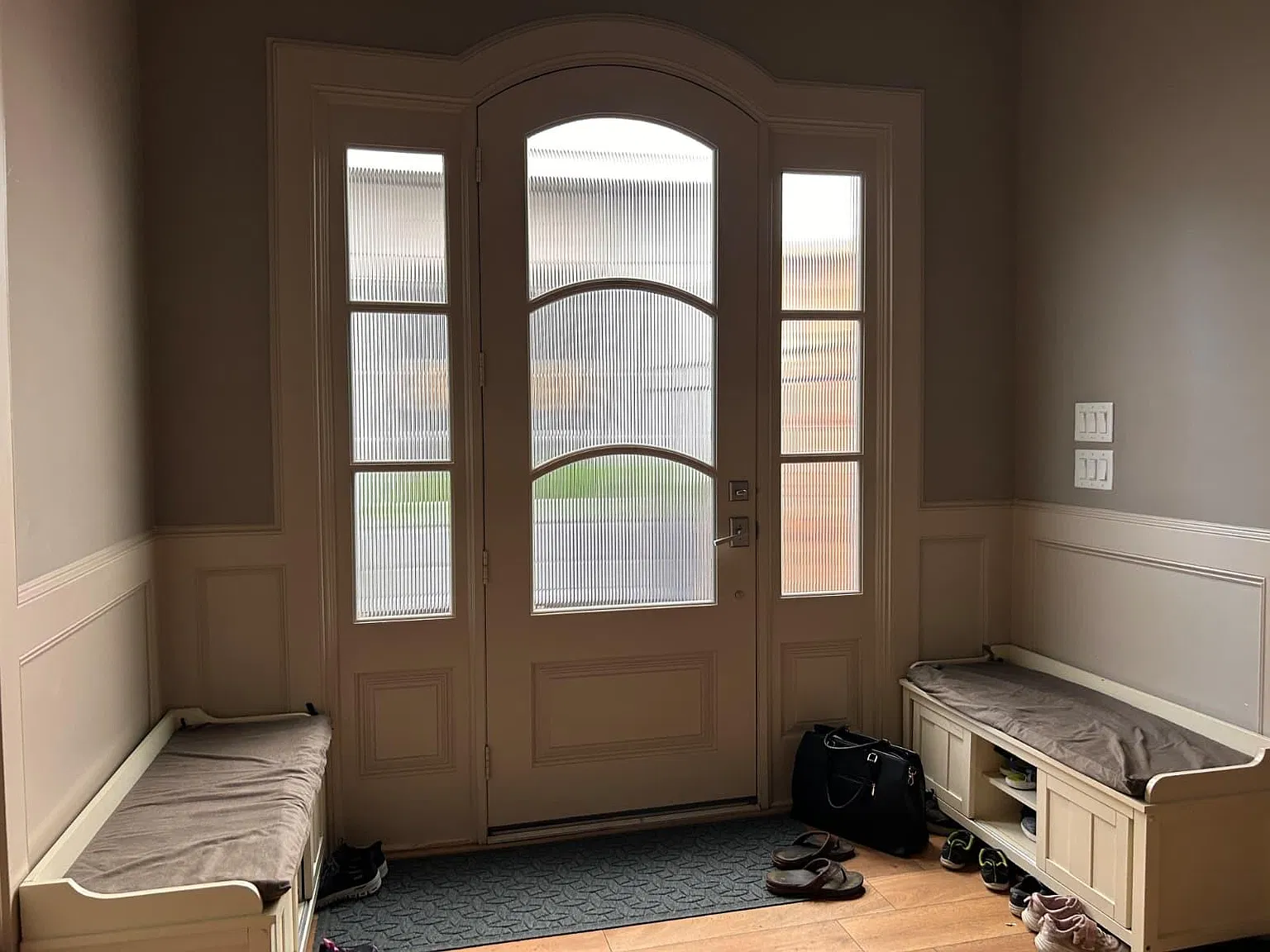 4 bed, 4.5 bath, 3885 sqft, $6,500 — Photo 4