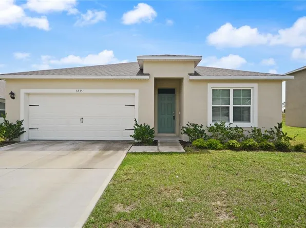 3235 Blue Crab Dr, Tavares, FL 32778