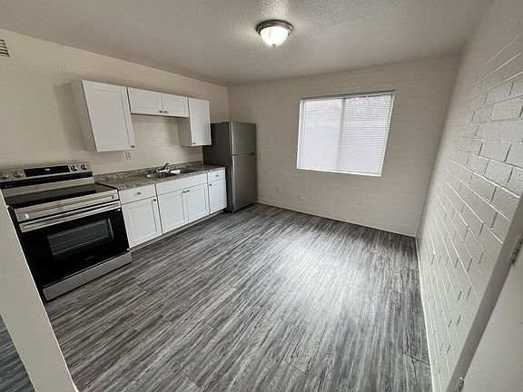 4th image of 3025 N Los Altos Ave #Wi3025-b