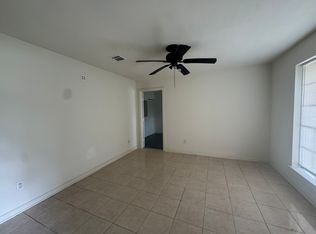 1443 Willow Rock Rd, Houston, TX 77088