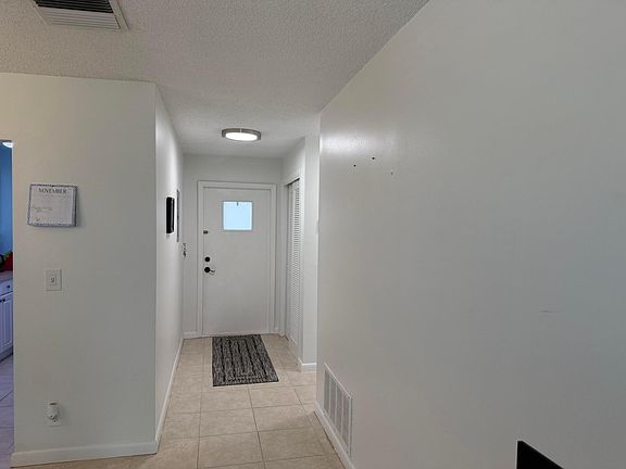 3rd image of 300 SW Golfview Terrace #152