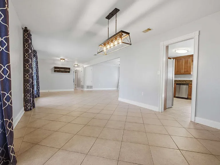 157 Country Club Rd — Photo 13