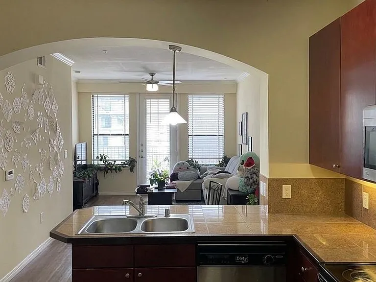 2505 San Gabriel St #211 — Photo 3