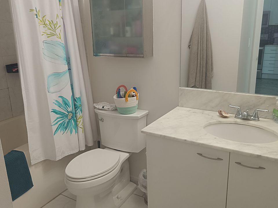 1st image of 133 NE 2nd Ave APT 2403