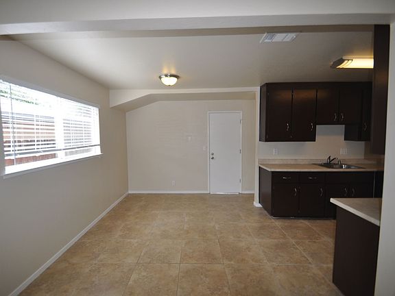 3rd image of 89 Manzanita Dr