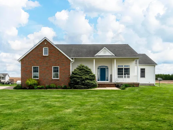 2700 Rich Hill Rd, Centerburg, OH 43011