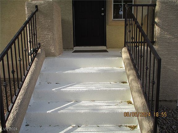 4th image of 6420 Tumblegrass Ct