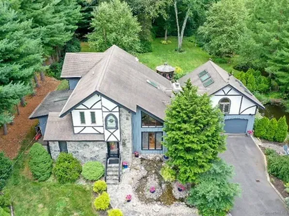 180 Evergreen Rd, Cromwell, CT 06416