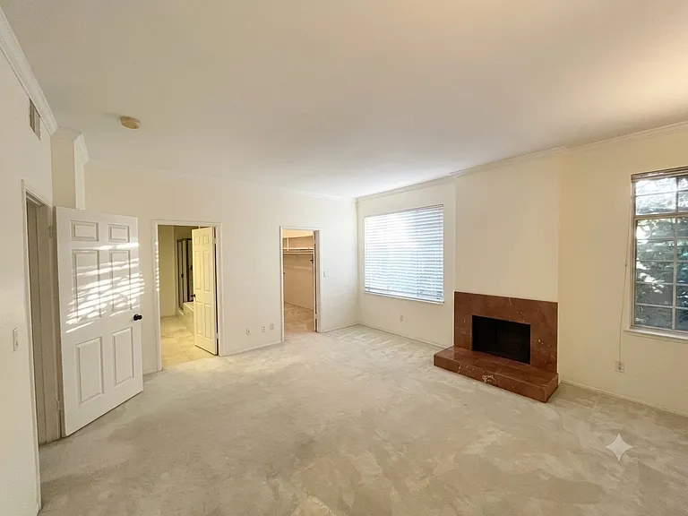 10308 Almayo Ave #2 — Photo 11