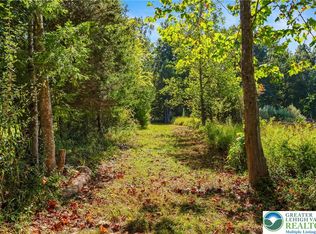 93 Coffeetown Rd, Easton, PA 18042