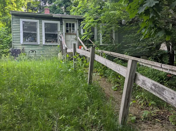 48 Prospect Street, Rochester, NH 03867
