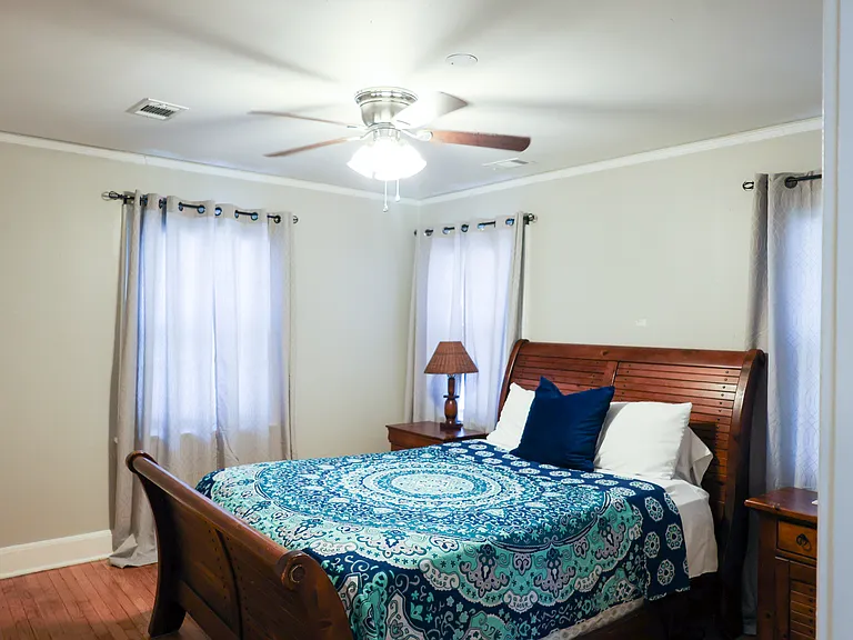 1300 S Court St #1304 — Photo 18