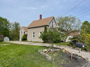 26 Rines Rd, Sanbornville, NH 03872