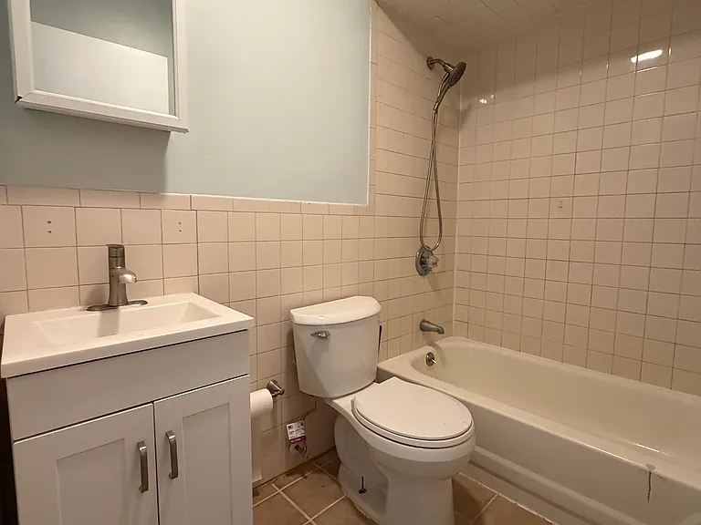 584 Communipaw Ave #1 — Photo 10