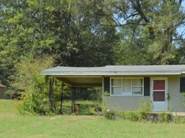 141 Cartwright St, Saltillo, MS 38866