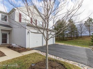 3102 Falling Waters Ln, Lindenhurst, IL 60046