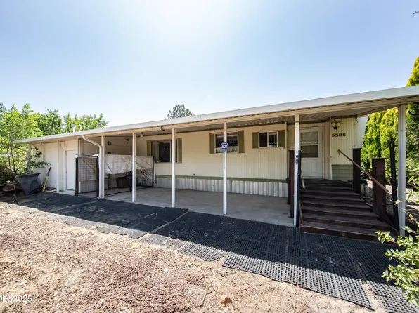 5585 Sidehill Dr, Sun Valley, NV 89433