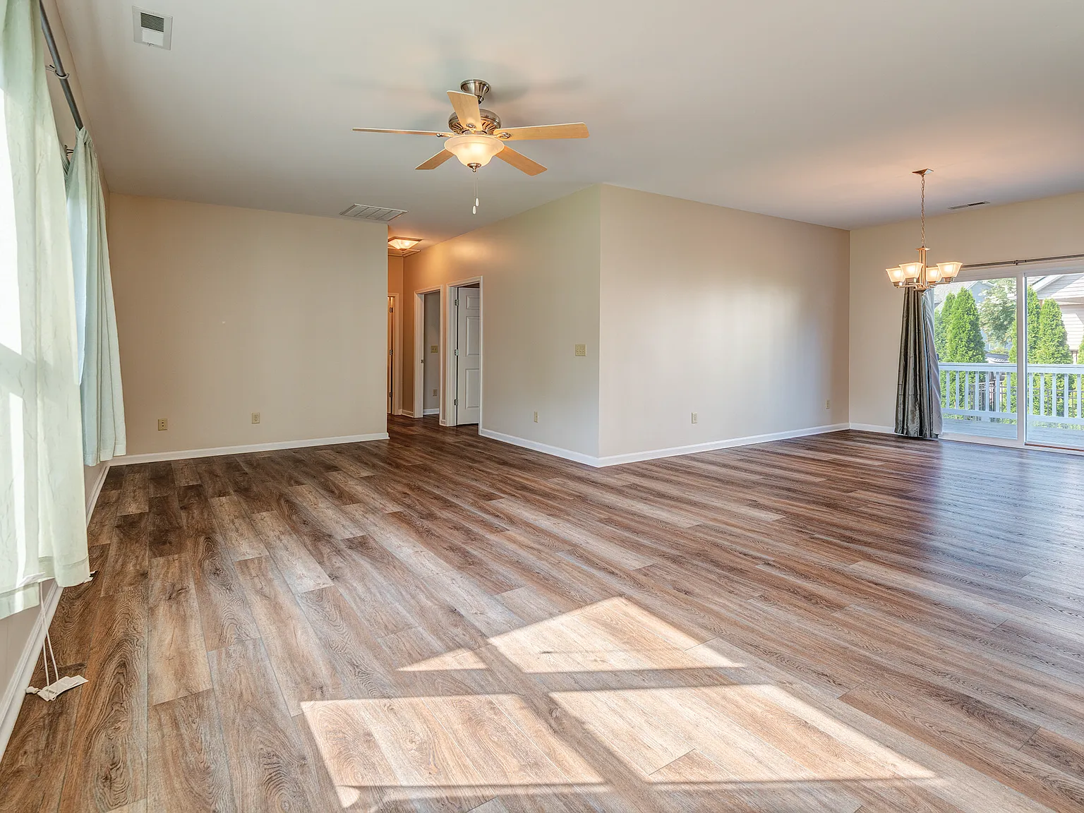 175 Springfield Meadow Drive - 1 — Photo 2