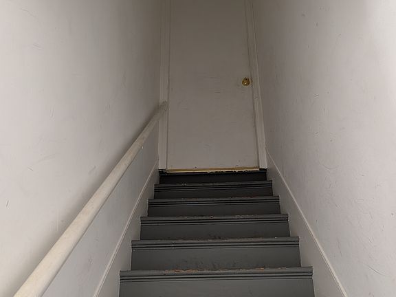 4th image of 27 McKinley Rd